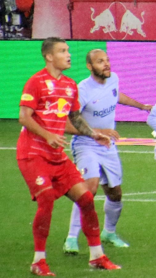 德容伤病与复出:脚踝手术后的坚韧重生之路